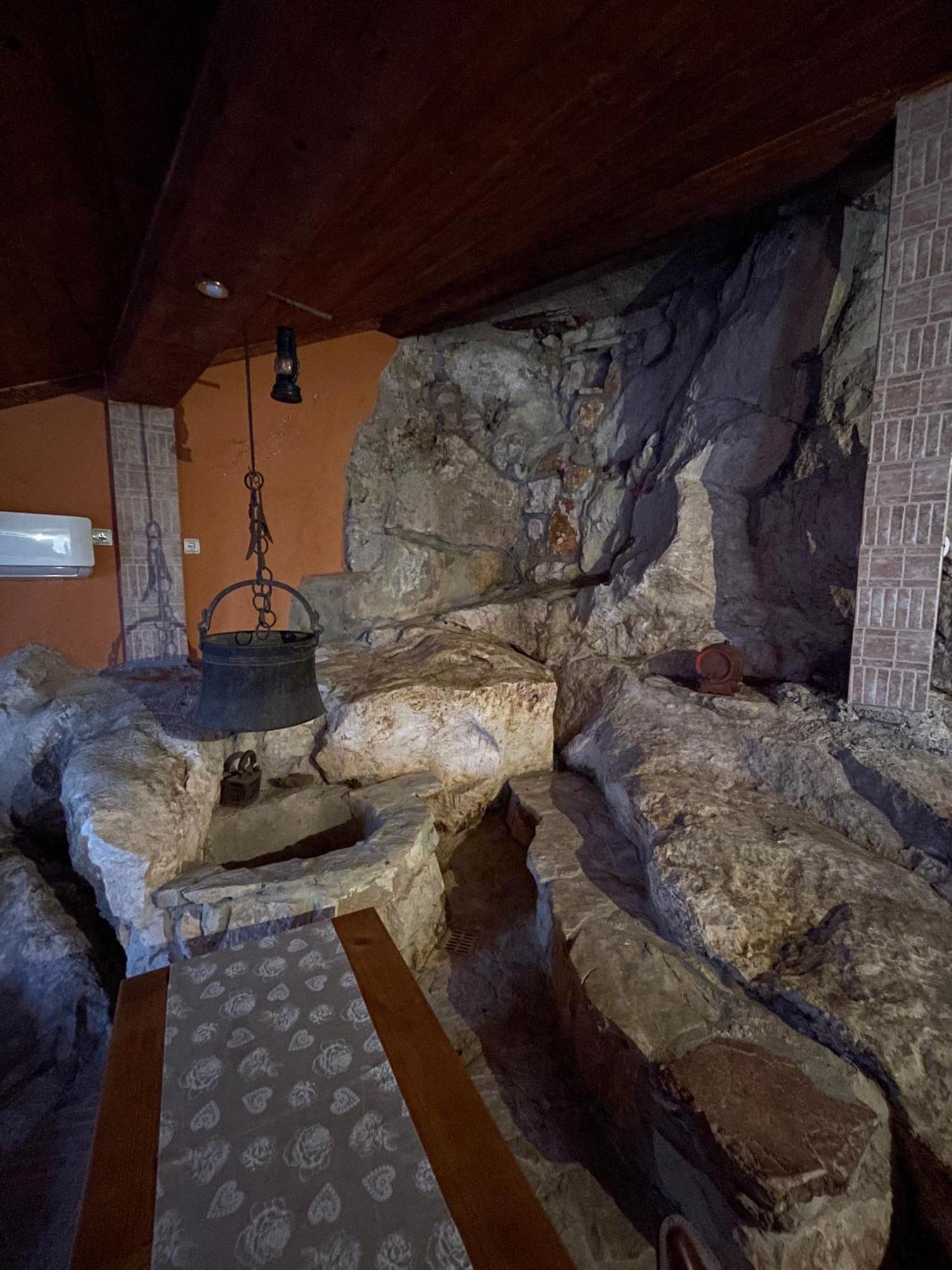 Cave Apartment Virpazar Exterior photo